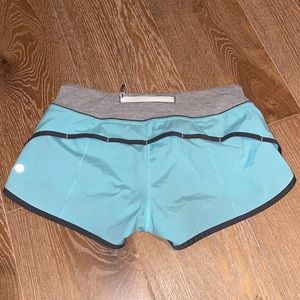 Lululemon Women's Speed Short Aquamarine Slate Grey Size 4